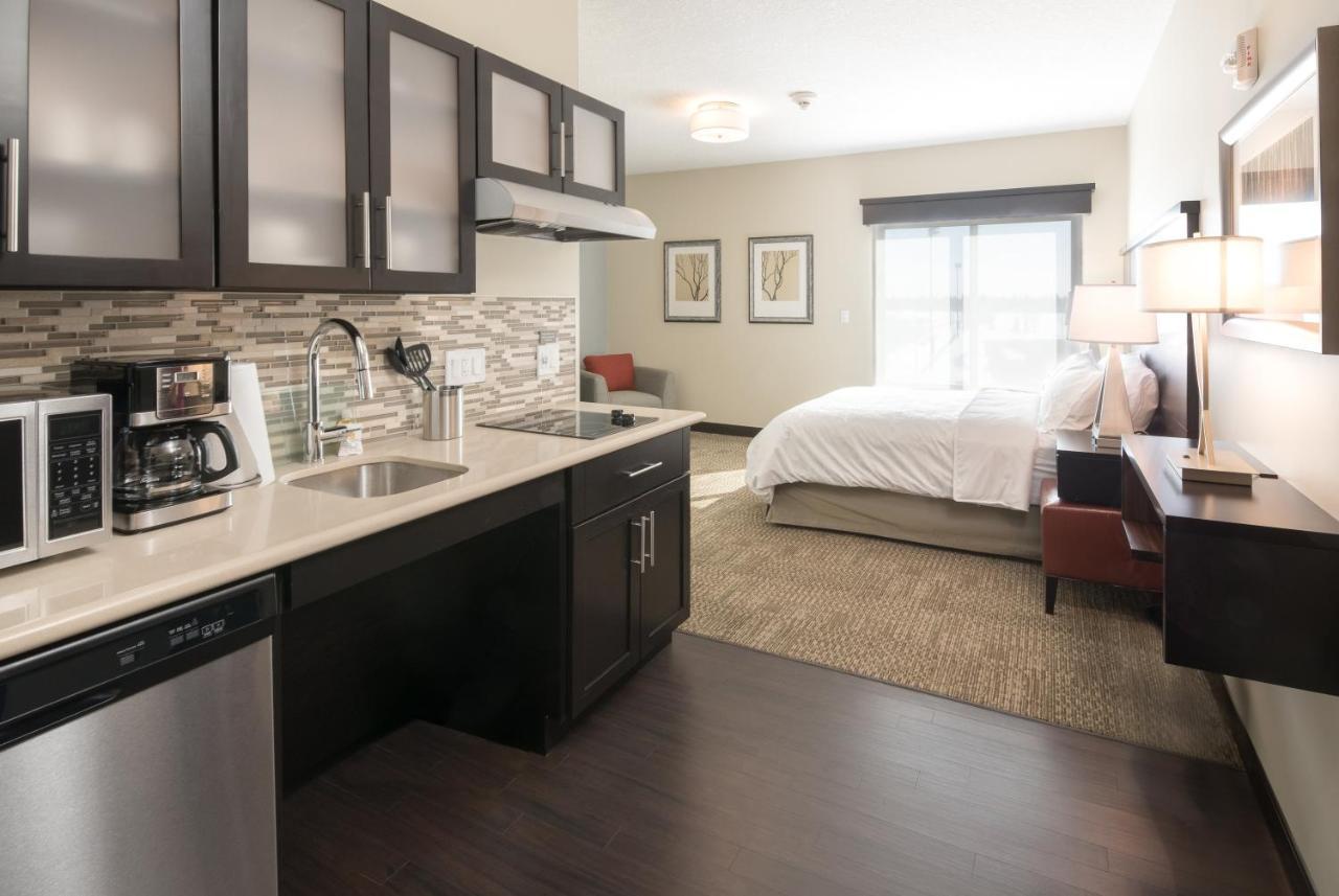 Staybridge Suites - Saskatoon - University, An Ihg Hotel Bagian luar foto